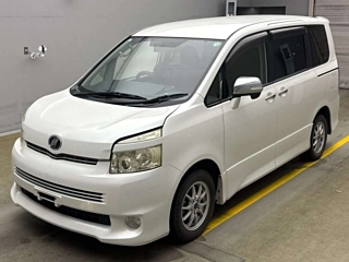 TOYOTA VOXY 2008