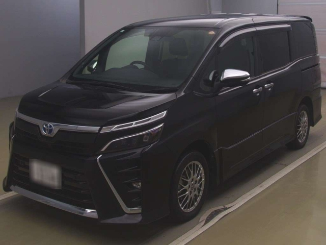 TOYOTA VOXY 2021