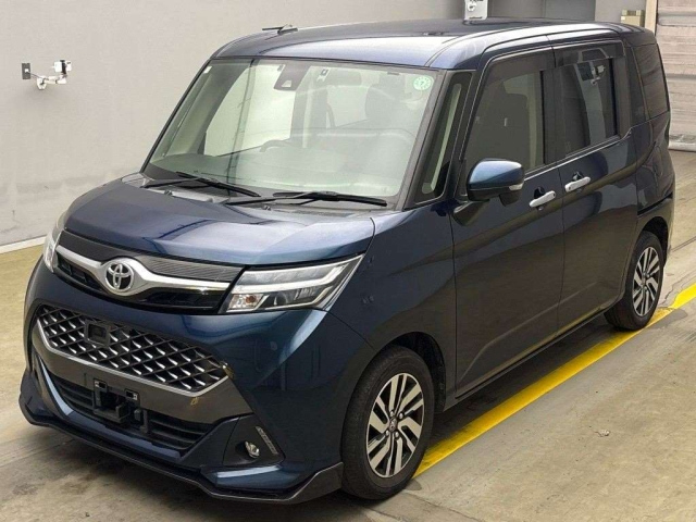 TOYOTA TANK 2018