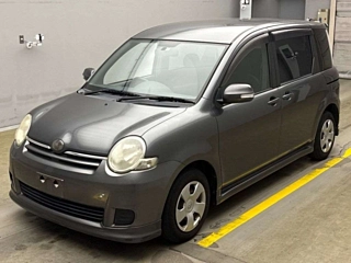 TOYOTA SIENTA 2010