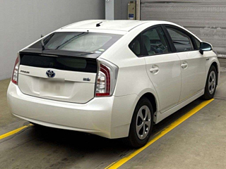 TOYOTA PRIUS 2012