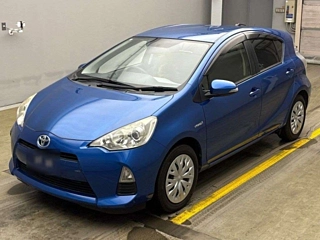 TOYOTA AQUA 2014