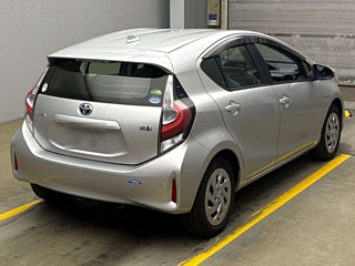 TOYOTA AQUA 2018