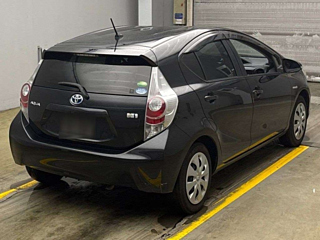 TOYOTA AQUA 2014