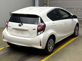 TOYOTA AQUA 2020