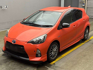 TOYOTA AQUA 2012