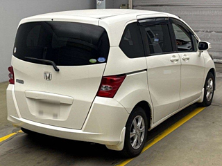 HONDA FREED 2008