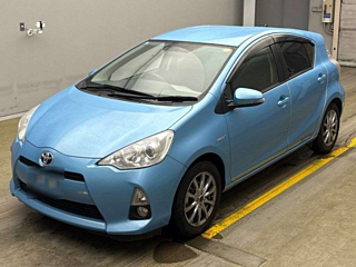 TOYOTA AQUA 2014