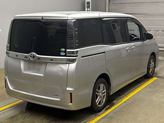 TOYOTA VOXY 2018