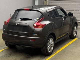 NISSAN JUKE 2010