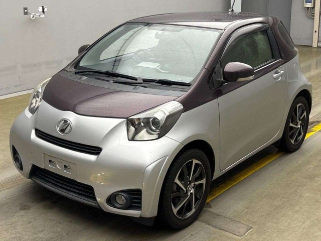 TOYOTA IQ 2016