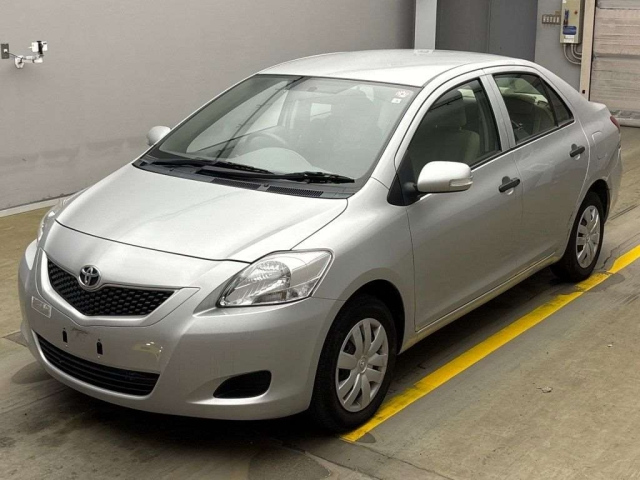TOYOTA BELTA 2010