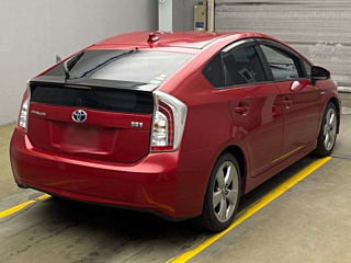 TOYOTA PRIUS 2014