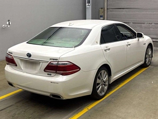 TOYOTA CROWN 2010