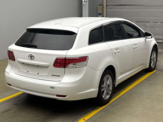 TOYOTA AVENSIS WAGON 2011