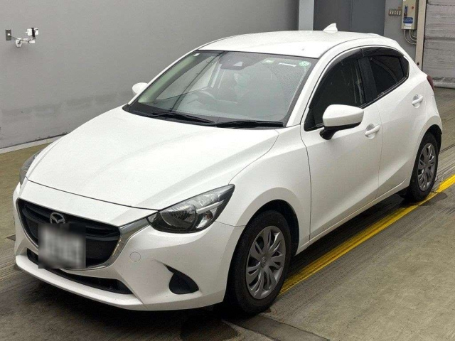 MAZDA DEMIO 2019