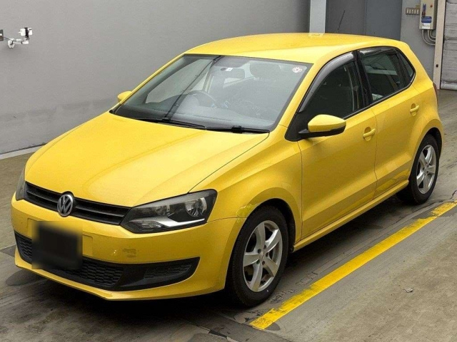 VOLKSWAGEN POLO 2010