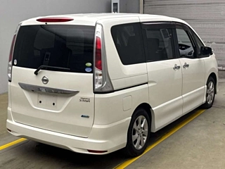 NISSAN SERENA 2012