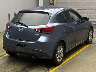 MAZDA DEMIO 2015