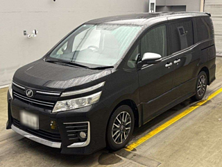 TOYOTA VOXY 2015