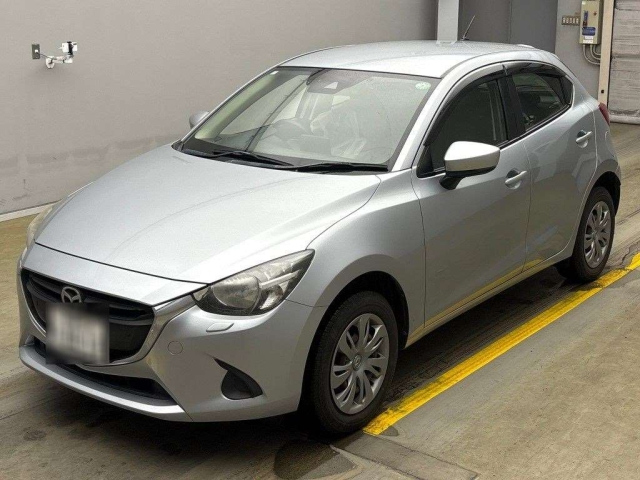 MAZDA DEMIO 2018