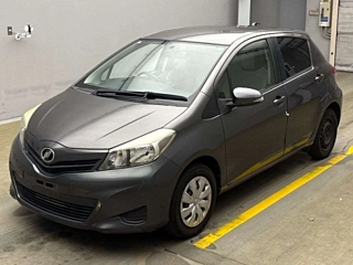 TOYOTA VITZ 2012