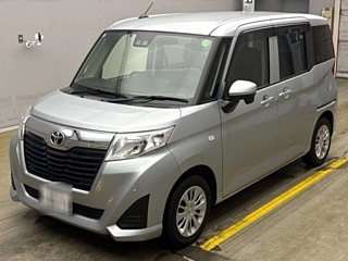TOYOTA ROOMY 2018