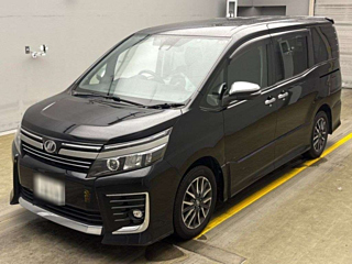 TOYOTA VOXY 2016