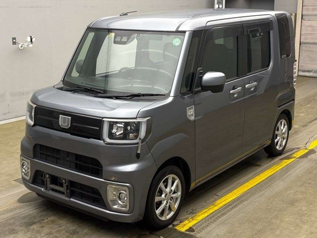 DAIHATSU WAKE 2018