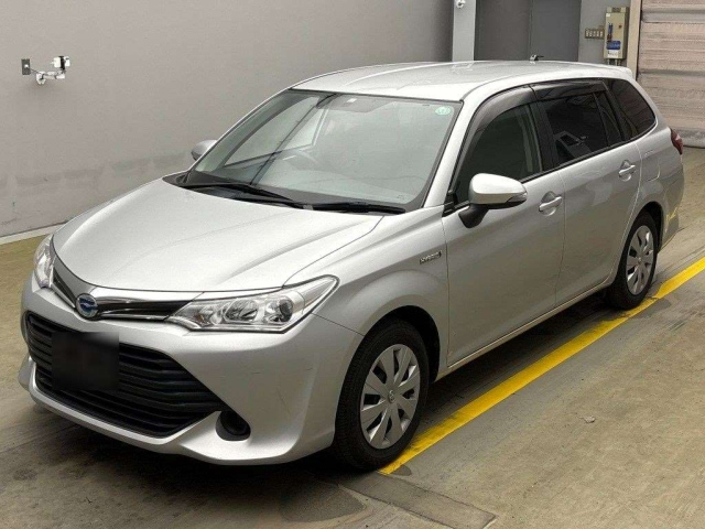 TOYOTA COROLLA FIELDER 2015