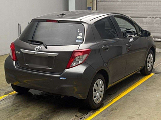 TOYOTA VITZ 2012