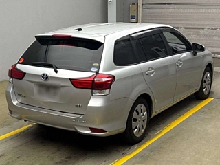 TOYOTA COROLLA FIELDER 2015