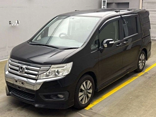 HONDA STEP WAGON 2013
