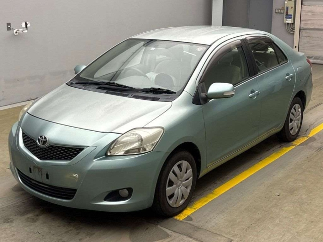 TOYOTA BELTA 2010