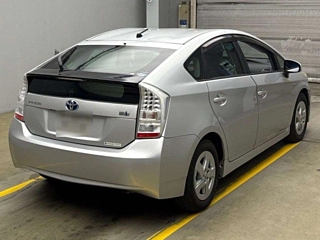TOYOTA PRIUS 2011