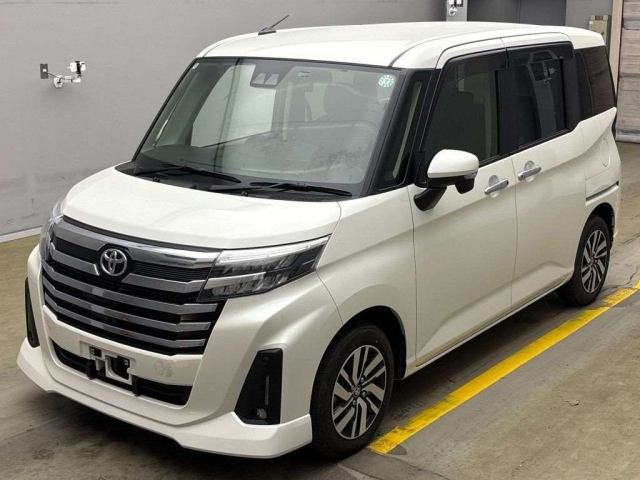 TOYOTA ROOMY 2024