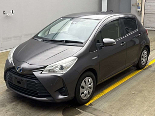 TOYOTA VITZ 2019