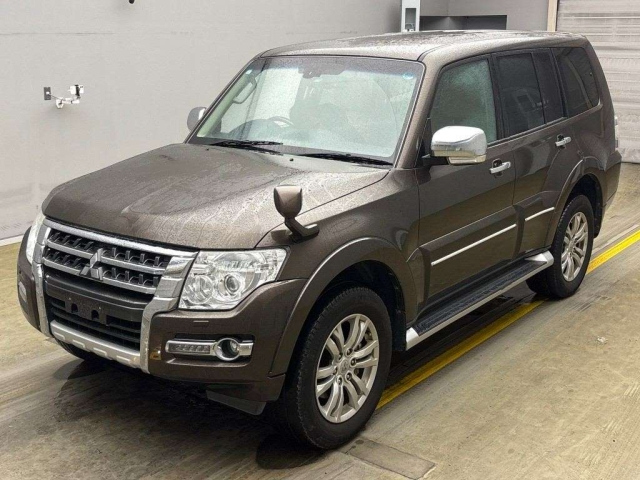 MITSUBISHI PAJERO 2017