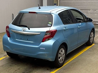TOYOTA VITZ 2014