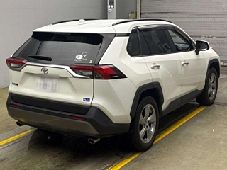 TOYOTA RAV4 2021