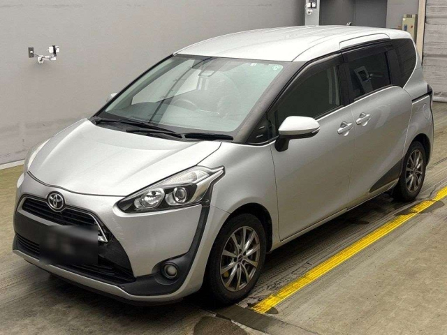 TOYOTA SIENTA 2016