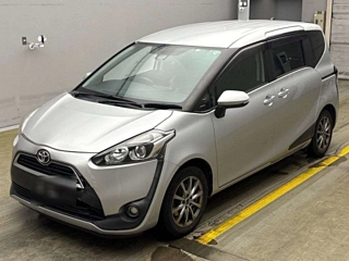 TOYOTA SIENTA 2016