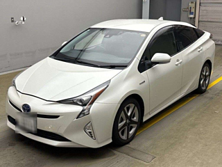 TOYOTA PRIUS 2016