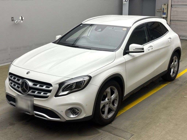 MERCEDES BENZ GLA CLASS 2019