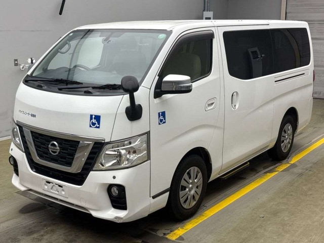 NISSAN CARAVAN 2019