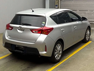 TOYOTA AURIS 2013