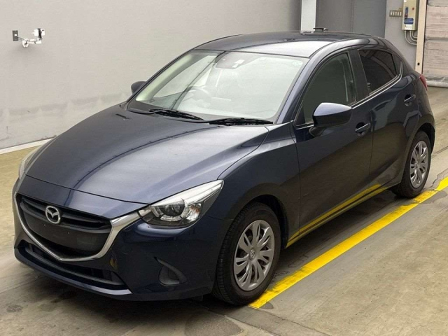MAZDA DEMIO 2016