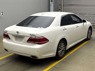 TOYOTA CROWN 2012
