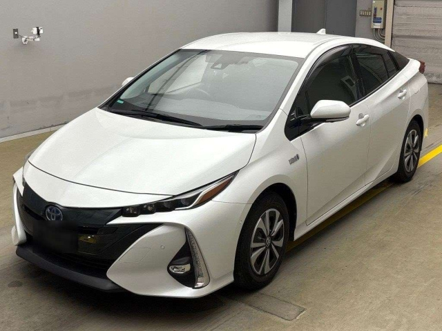 TOYOTA PRIUS PHV 2022