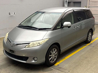 TOYOTA ESTIMA 2009